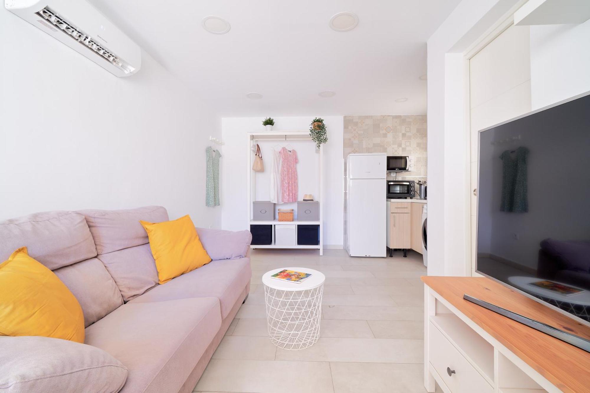 Romantico Estudio En La Playa De Pedregalejo By Alterhome Malaga Bagian luar foto